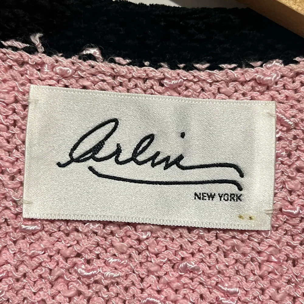 Vintage Arlin NY Women's Pink and Black Cardigan Sweater Size 6 - Picture 4 of 6